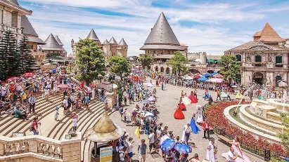 Da Nang city welcomes 3.5 mln tourists in 4M