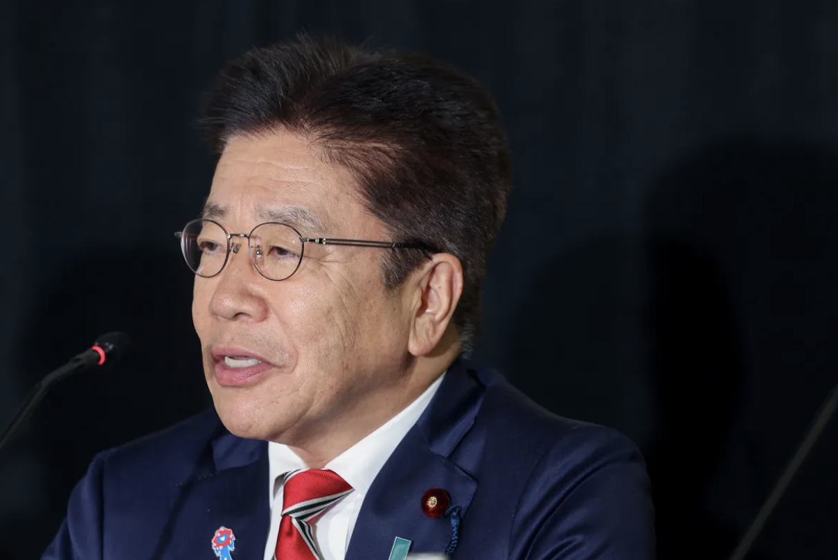 Bộ trưởng Bộ Tài chính Nhật Bản Katsunobu Kato - Ảnh: Bloomberg.