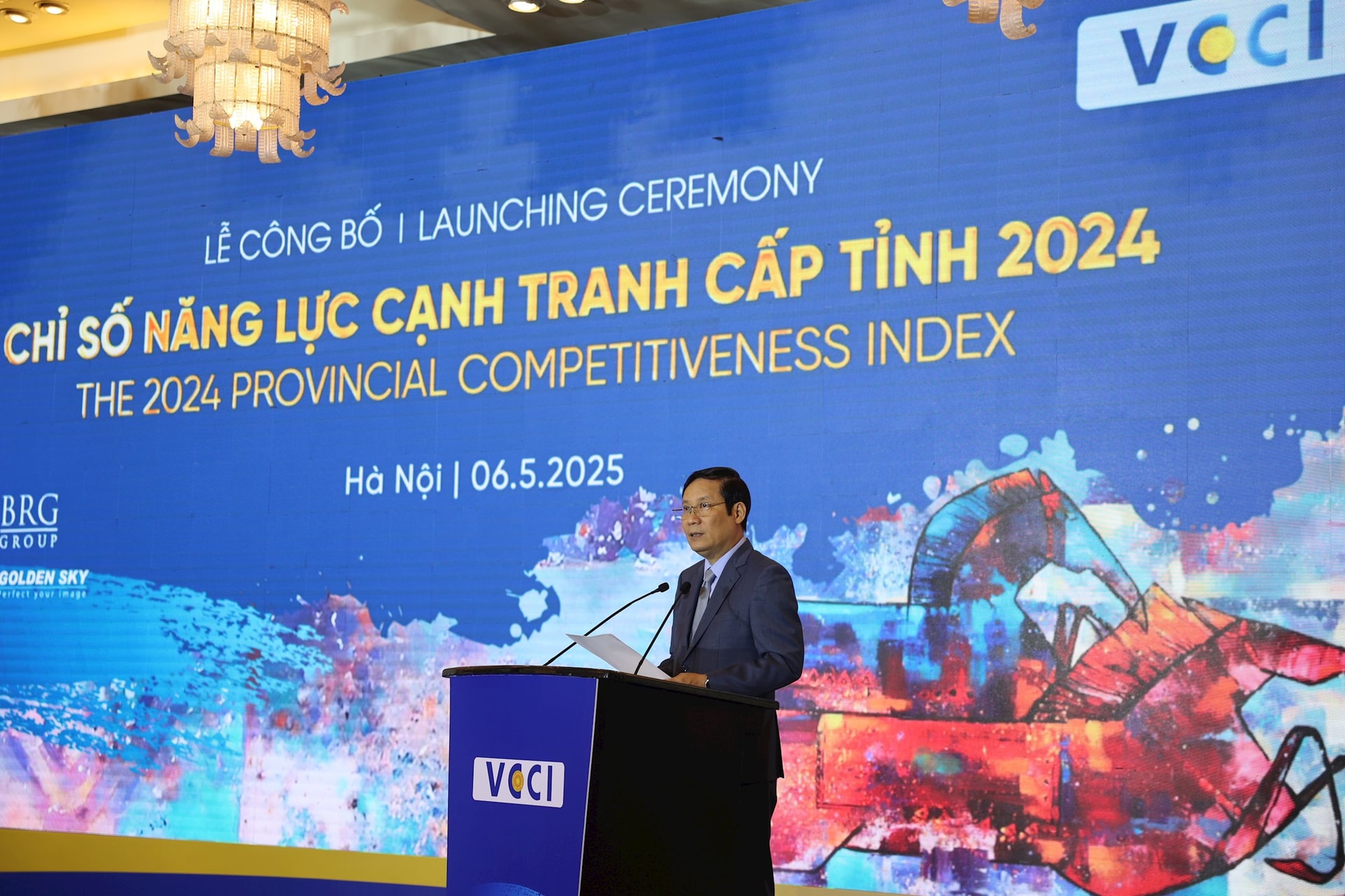 Ông Phạm Tấn Công, Chủ tịch VCCI, phát biểu tại lễ công bố.