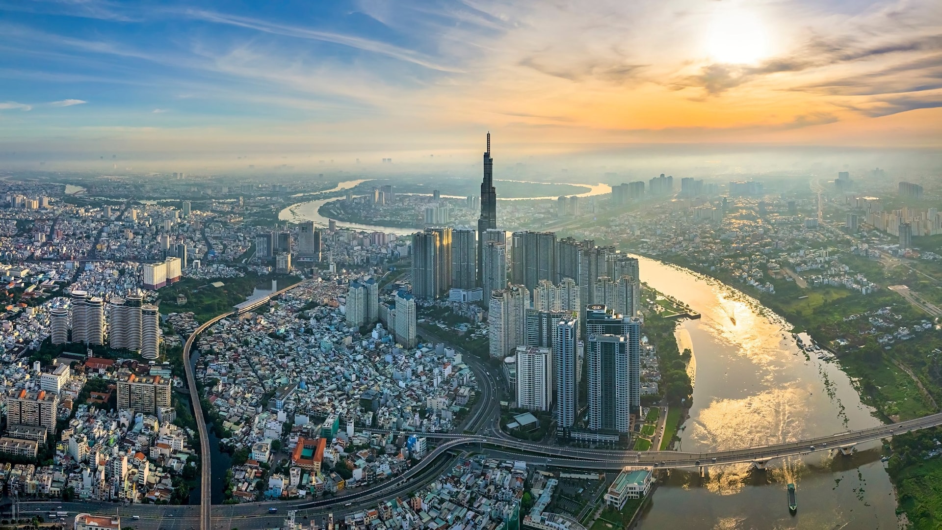 TP.HCM có nhiều lợi thế để phát triển du lịch đường thủy.