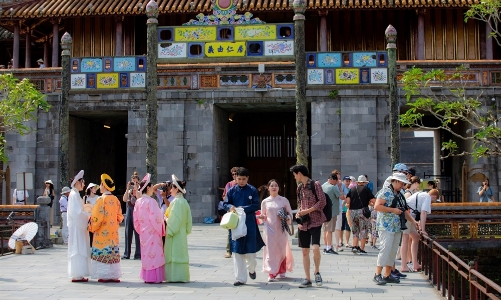 Du lịch Huế bứt tốc tăng gần 63%