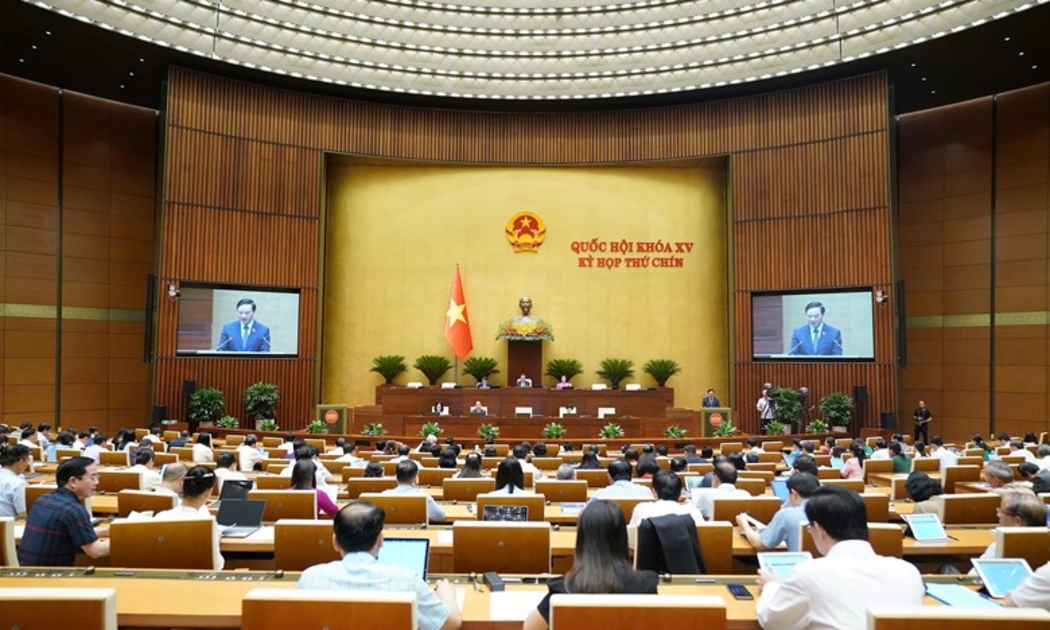 Quốc hội nghe Tờ trình dự thảo Nghị quyết của Quốc hội sửa đổi, bổ sung một số điều của Hiến pháp năm 2013.