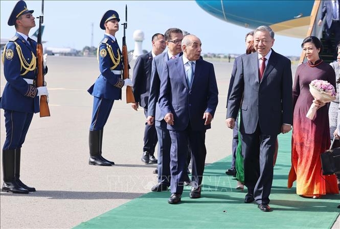 Chuyến thăm lần n&agrave;y của Tổng B&iacute; thư T&ocirc; L&acirc;m l&agrave; chuyến thăm cấp cao nhất của l&atilde;nh đạo Đảng v&agrave; Nh&agrave; nước Việt Nam tới Azerbaijan kể từ khi hai nước thiết lập quan hệ ngoại giao ch&iacute;nh thức v&agrave;o năm 1992 - Ảnh: TTXVN