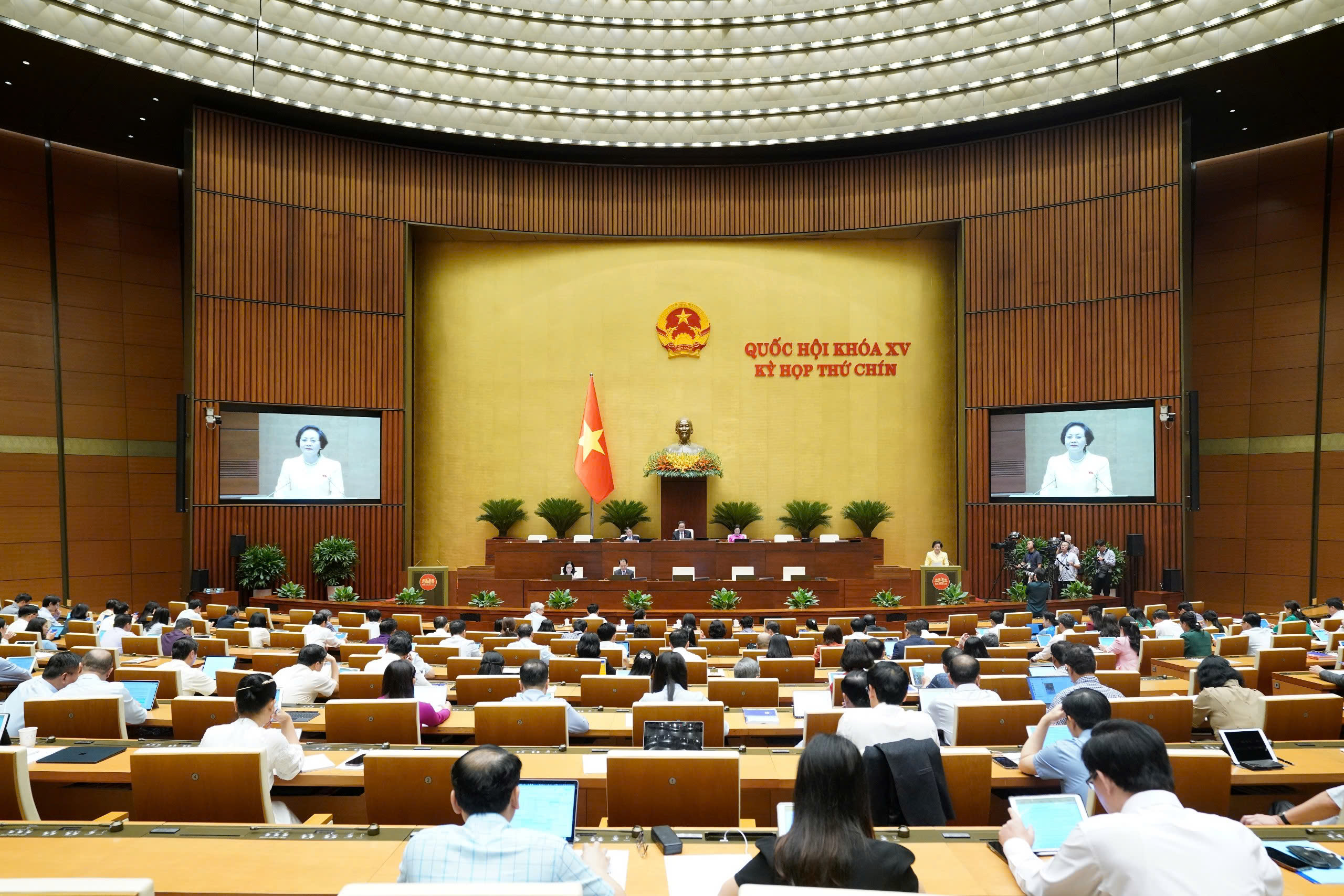 Toàn cảnh phiên họp - Ảnh: Quochoi.vn