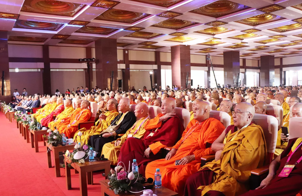 Các Chư Tăng thế giới tham dự Vesak 2025.