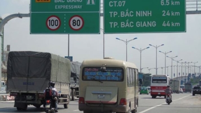 Investor proposes to widen 6-lane Hanoi-Bac Giang expressway to 10 lanes