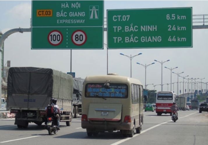 Investor proposes to widen 6-lane Hanoi-Bac Giang expressway to 10 lanes