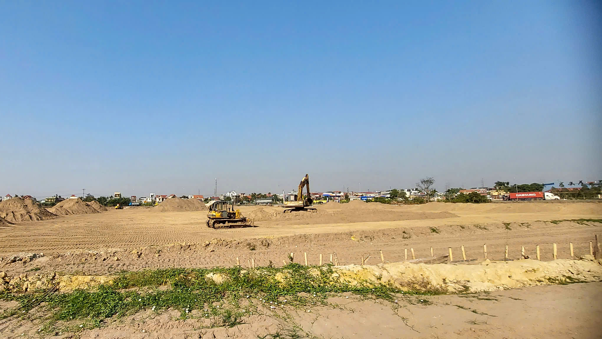 Dự án công viên An Hồng (quận Hồng Bàng) được thi công xây dựng từ đầu năm 2025 nhưng đến nay vẫn ngổn ngang đất đá