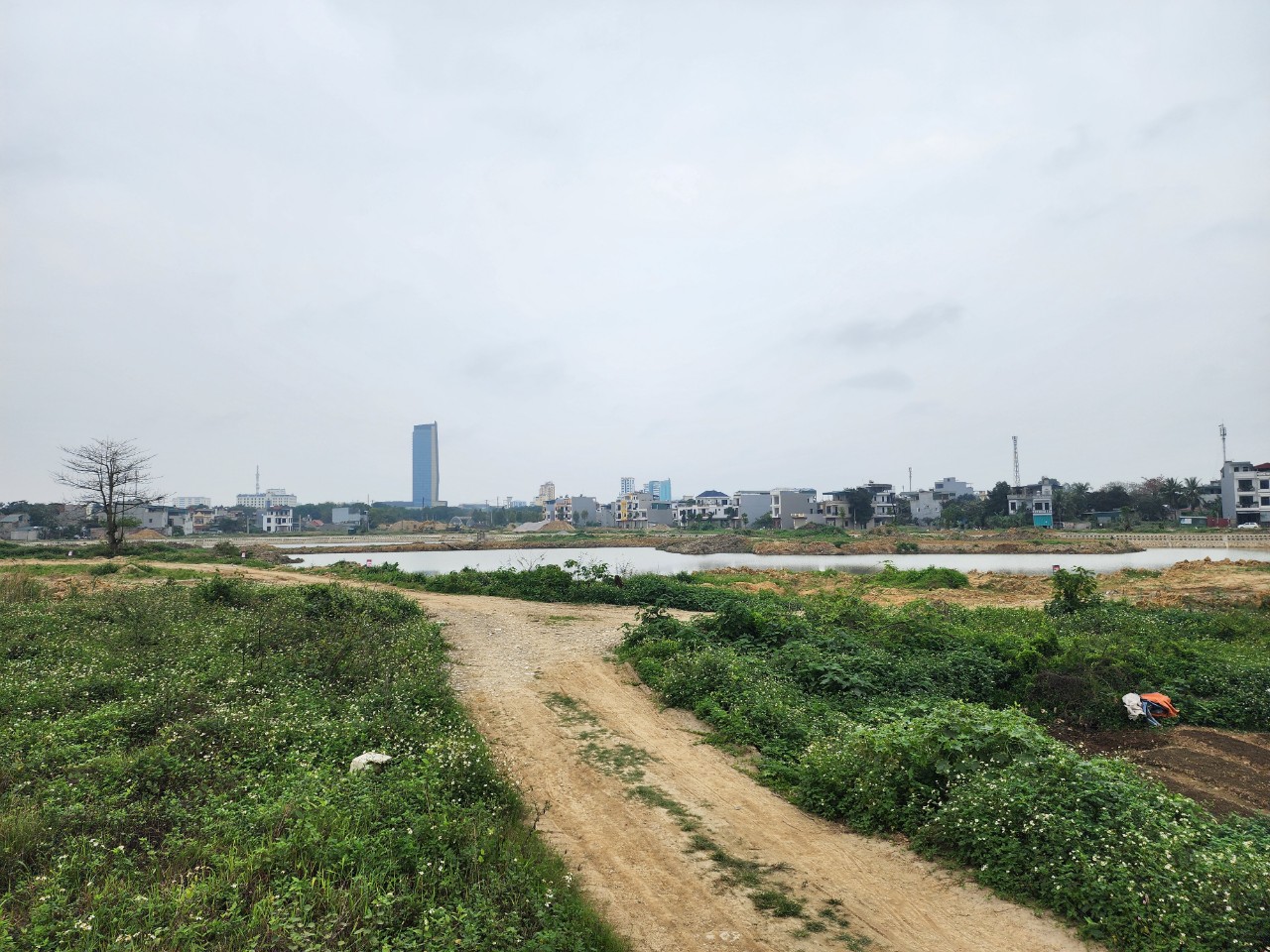 Dự án Công viên nước Đông Hương, thành phố Thanh Hoá chậm tiến độ do vướng mắc trong khâu giải phóng mặt bằng.