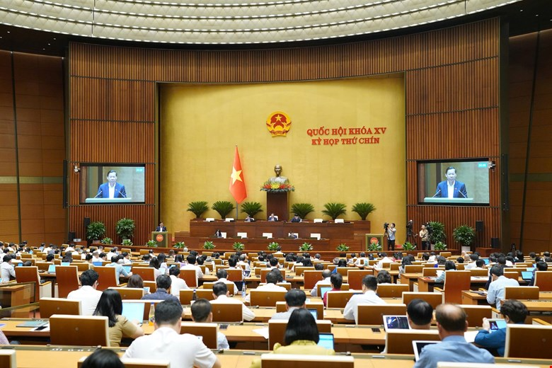 To&agrave;n cảnh phi&ecirc;n thảo luận&nbsp;- Ảnh: Quochoi.vn