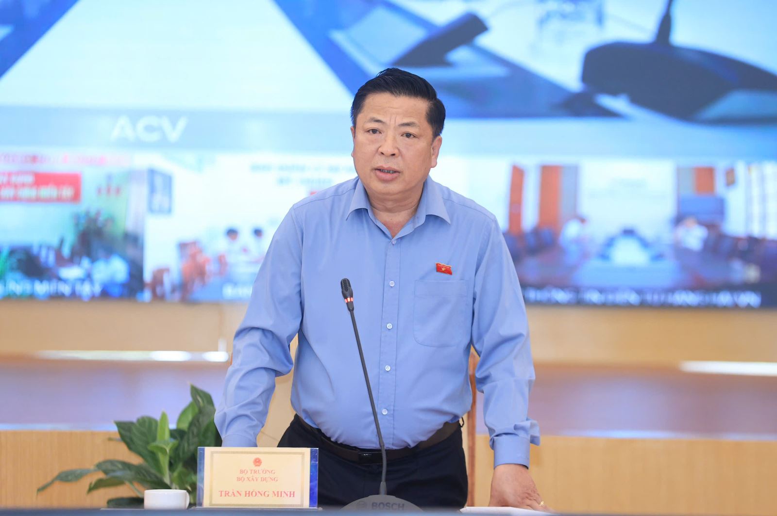 Bộ trưởng Trần Hồng Minh chỉ đạo tại Hội nghị - Ảnh: Bộ Xây dựng.