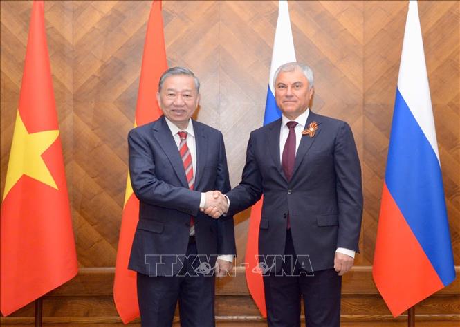 Tổng Bí thư Tô Lâm và Chủ tịch Duma Quốc gia Liên bang Nga Vyacheslav Volodin - Ảnh: TTXVN