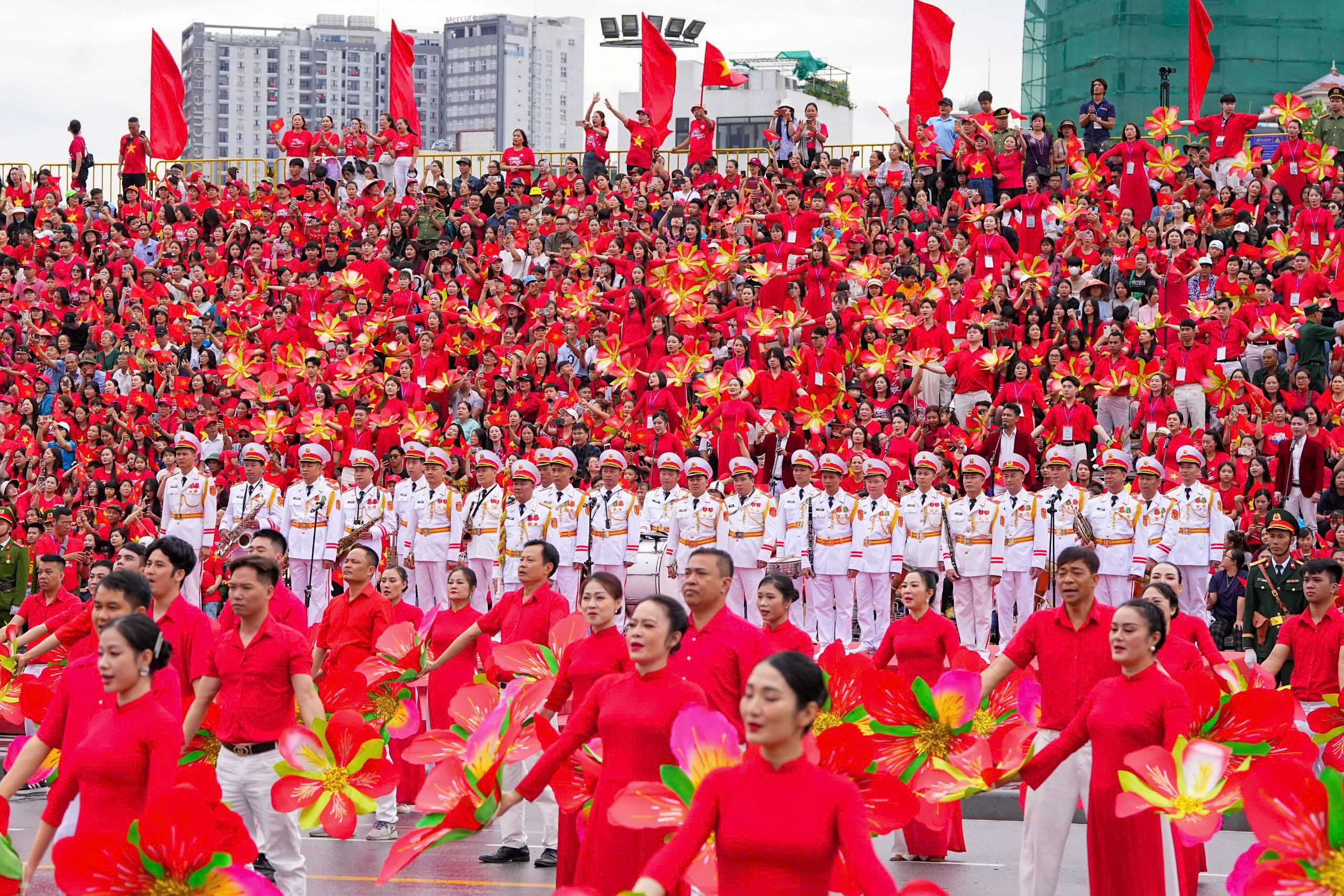 Hải Phòng tổ chức duyệt đội ngũ kỷ niệm 70 năm giải phóng thành phố 