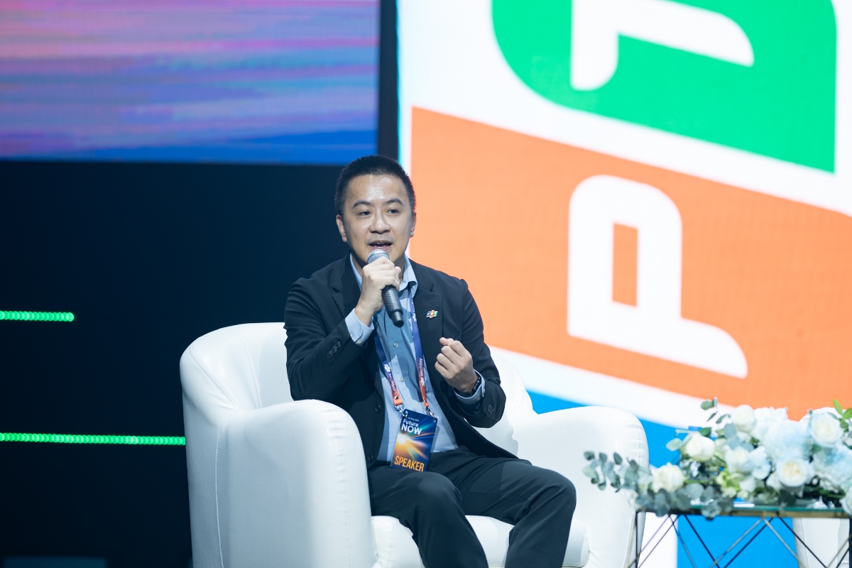 Th&agrave;nh c&ocirc;ng với AI kh&ocirc;ng phải l&agrave; cuộc đua c&ocirc;ng nghệ, m&agrave; l&agrave; cuộc c&aacute;ch mạng về tư duy v&agrave; văn h&oacute;a l&atilde;nh đạo