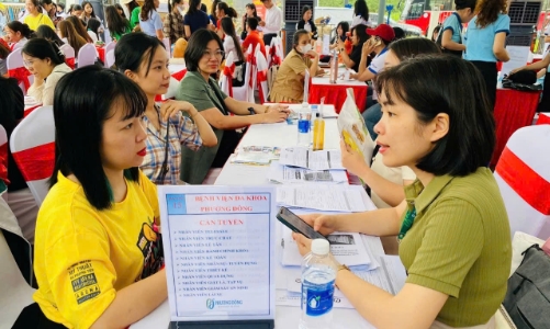Đưa cơ hội việc làm đến gần với lao động trẻ 