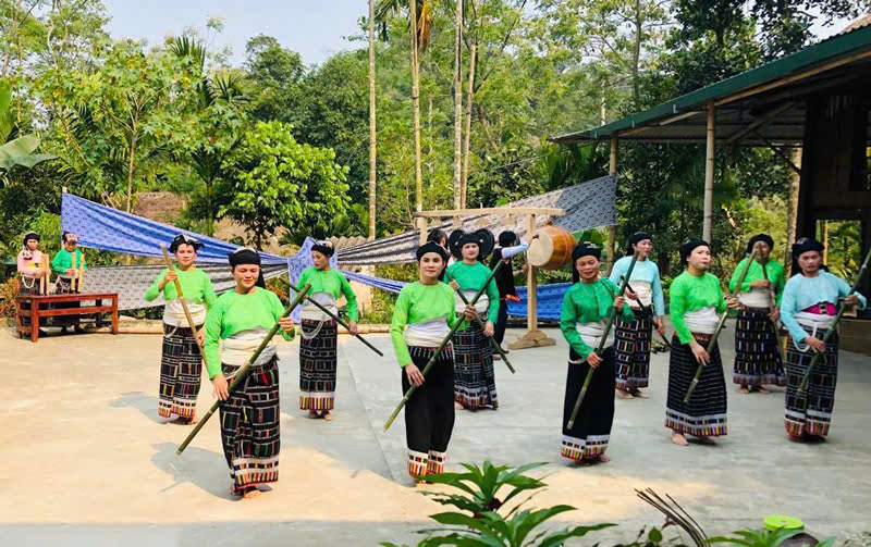 Những bản làng như Năng Cát, Mạ, Hiêu, Bút, Son Bá Mười giữ gìn được nét đẹp văn hóa của đồng bào dân tộc Thái trở thành điểm đến hấp dẫn