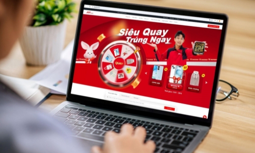 J&T Express triển khai chương trình “Siêu quay trúng ngay” với hàng ngàn quà tặng giá trị 