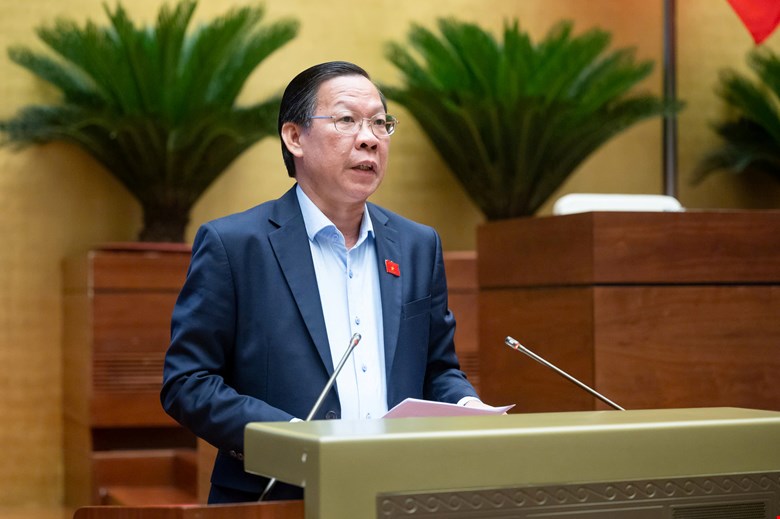 Chủ nhiệm Ủy ban Kinh tế v&agrave; T&agrave;i ch&iacute;nh của Quốc hội Phan Văn M&atilde;i.