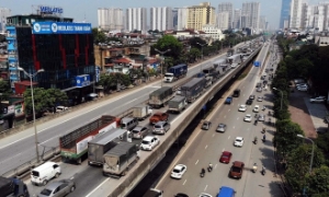 Mùa cao điểm du lịch, vận tải tháng 7 duy trì đà tăng ổn định