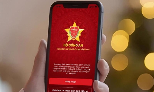 Thí điểm cho sang tên, chuyển quyền sở hữu xe qua VNeID tại TP.HCM