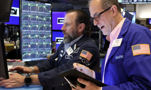 S&P 500 lấy lại toàn bộ mức giảm từ đầu năm, giá dầu tăng mạnh