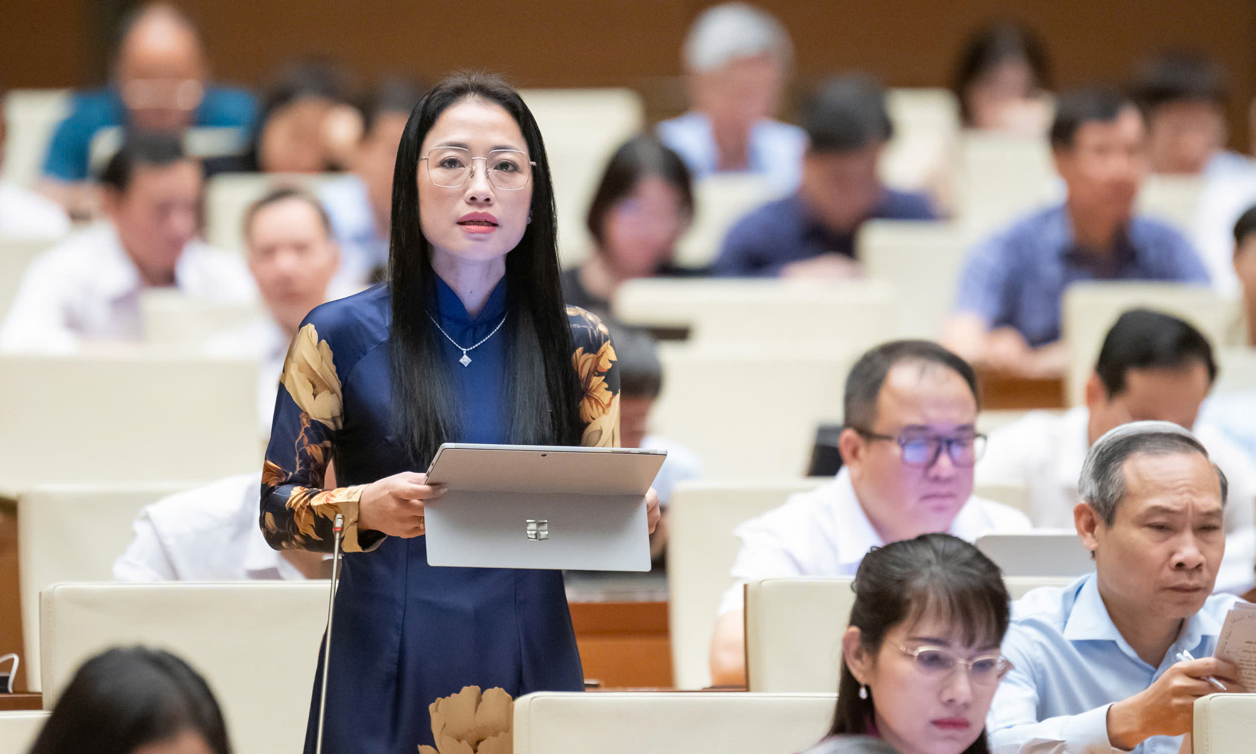 Đại biểu Trần Kh&aacute;nh Thu, Đo&agrave;n ĐBQH tỉnh Th&aacute;i B&igrave;nh. Ảnh: Quochoi.vn.