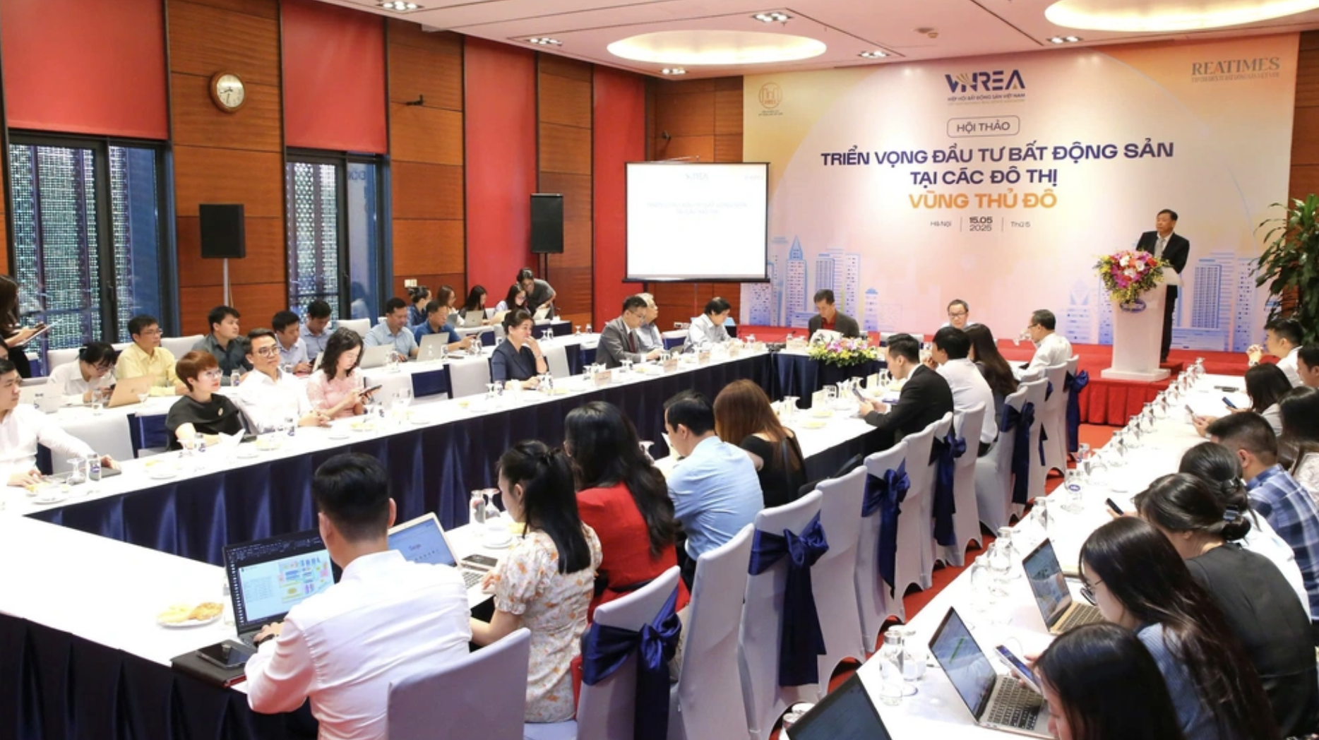 To&agrave;n cảnh hội thảo&nbsp;