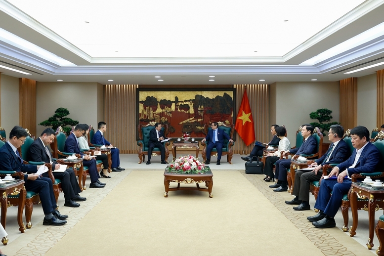 Vietnam welcomes expanded green energy investments from Huadian Corporation