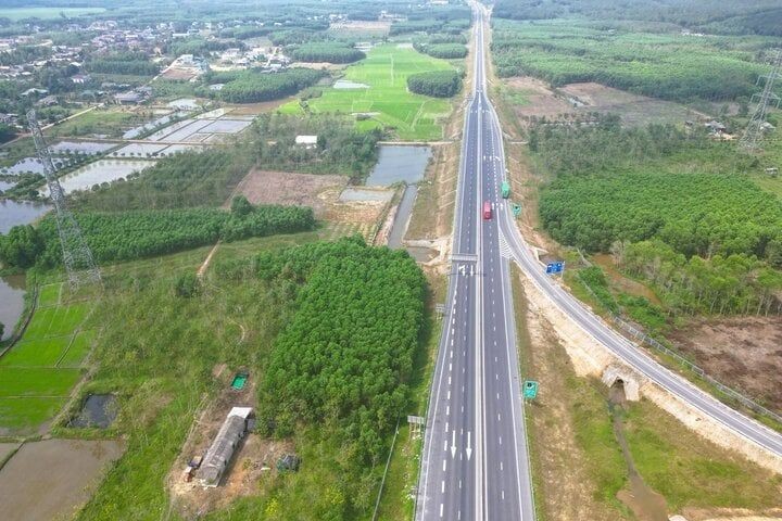 Cao tốc Cam Lộ - La Sơn