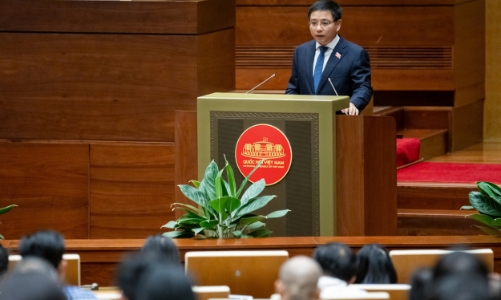 Chính phủ trình Dự án một luật sửa 7 luật về đầu tư, đấu thầu và tài chính