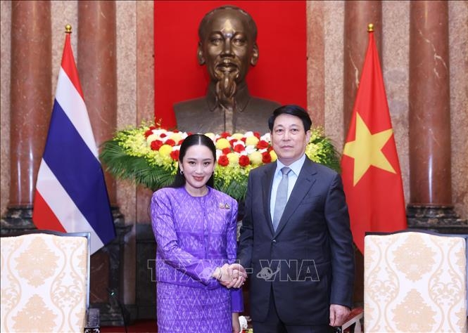 Chủ tịch nước Lương Cường v&agrave; Thủ tướng Th&aacute;i Lan Paetongtarn Shinawatra - Ảnh: TTXVN