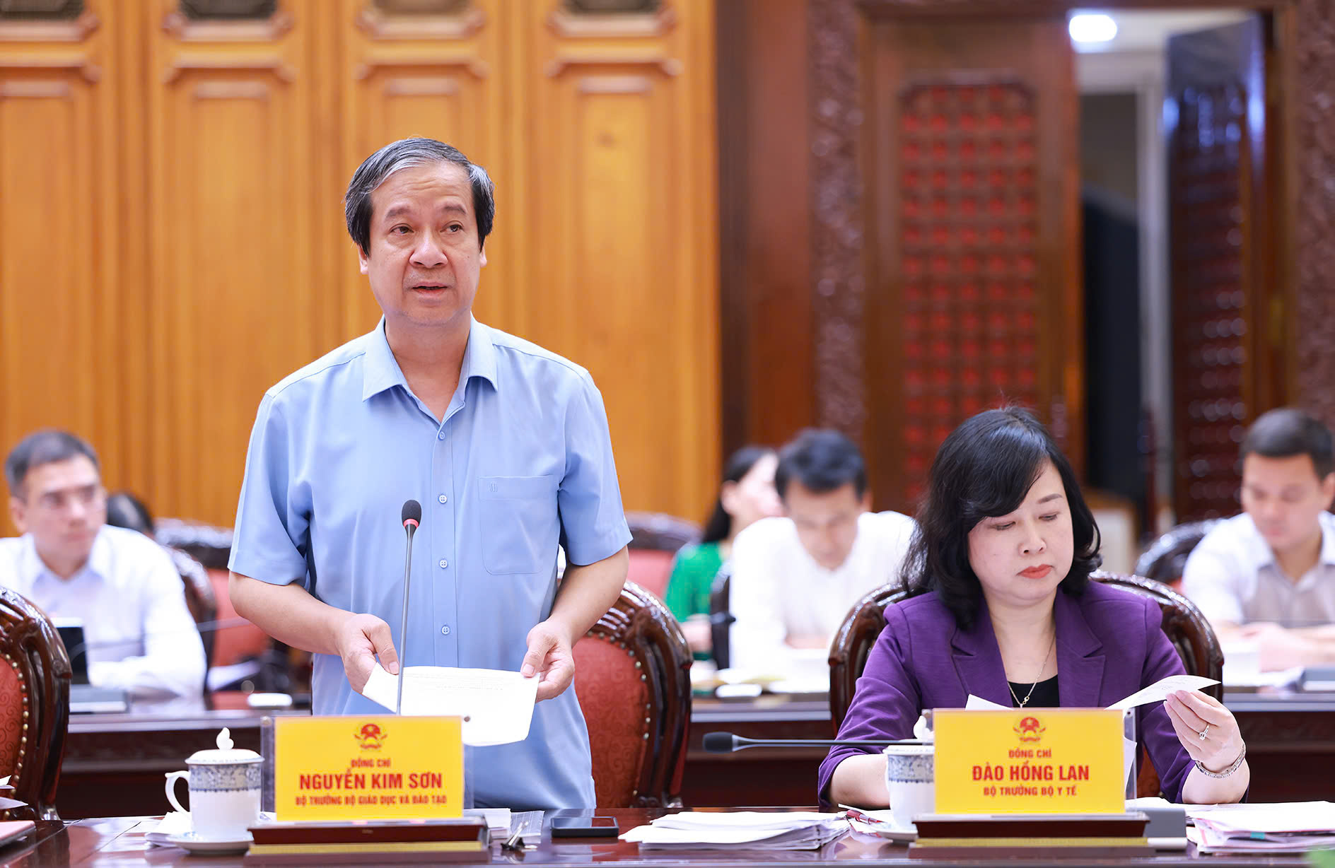 Bộ trưởng Bộ Gi&aacute;o dục v&agrave; Đ&agrave;o tạo Nguyễn Kim Sơn Sơn ph&aacute;t biểu tại buổi l&agrave;m việc - Ảnh: VGP/Nhật Bắc