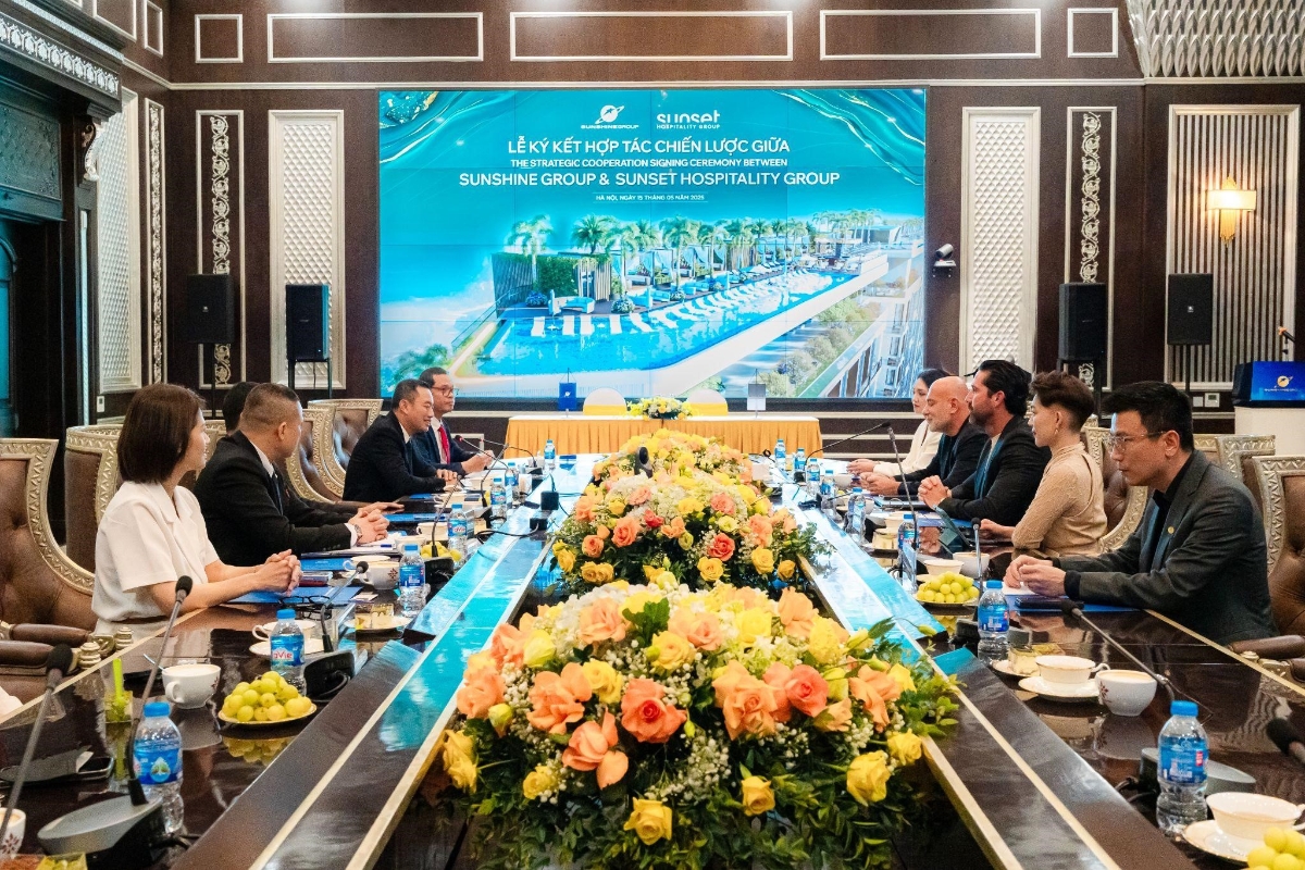 L&atilde;nh đạo Tập đo&agrave;n Sunshine kỳ vọng sẽ c&ugrave;ng SHG kiến tạo tổ hợp YAMA trở th&agrave;nh một một điểm đến mang đẳng cấp quốc tế tại H&agrave; Nội.