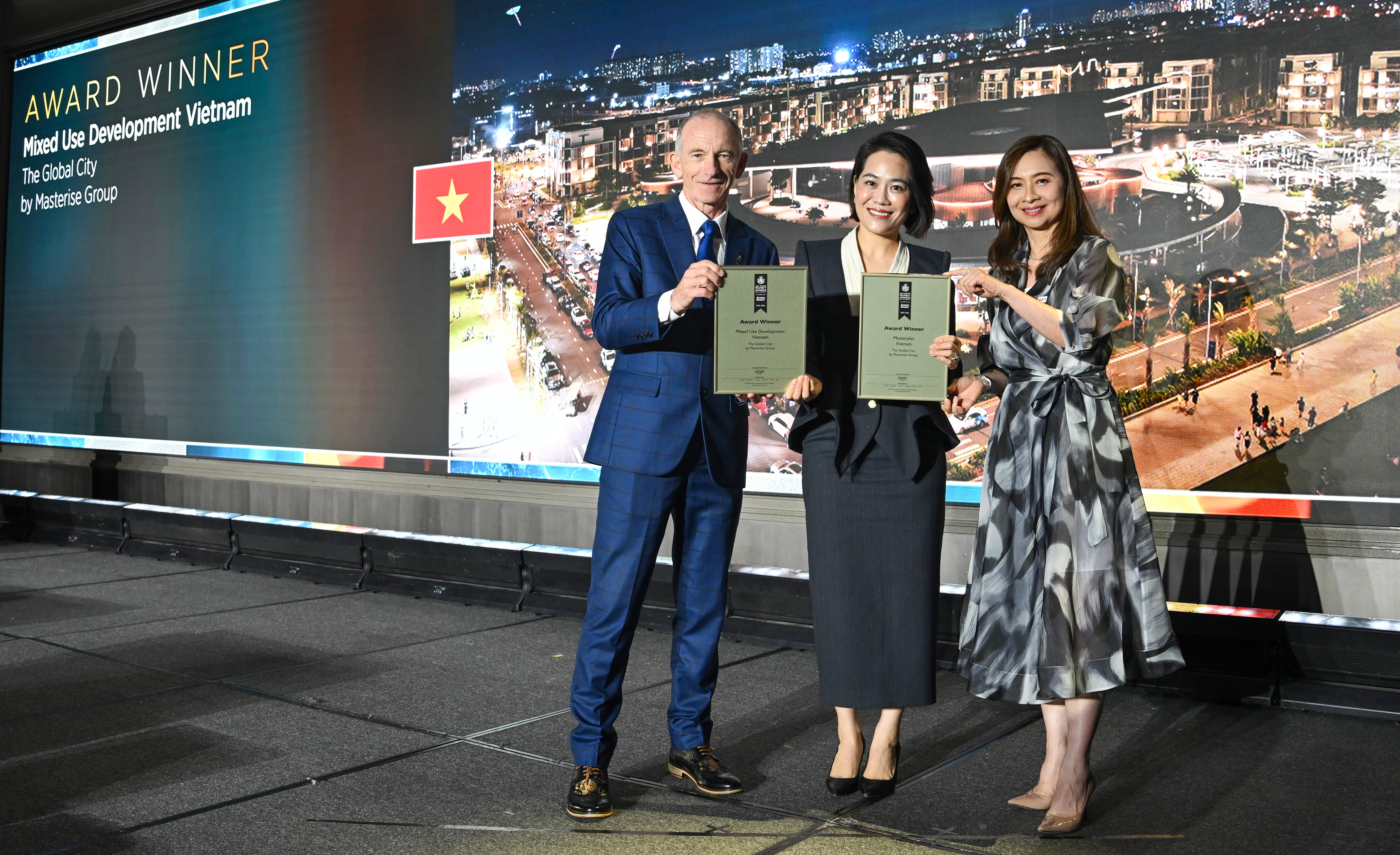 Masterise Homes được vinh danh tại Lễ trao giải International Property Awards 2025 - 2026, khu vực Châu Á - Thái Bình Dương ngày 15-16/5 vừa qua.