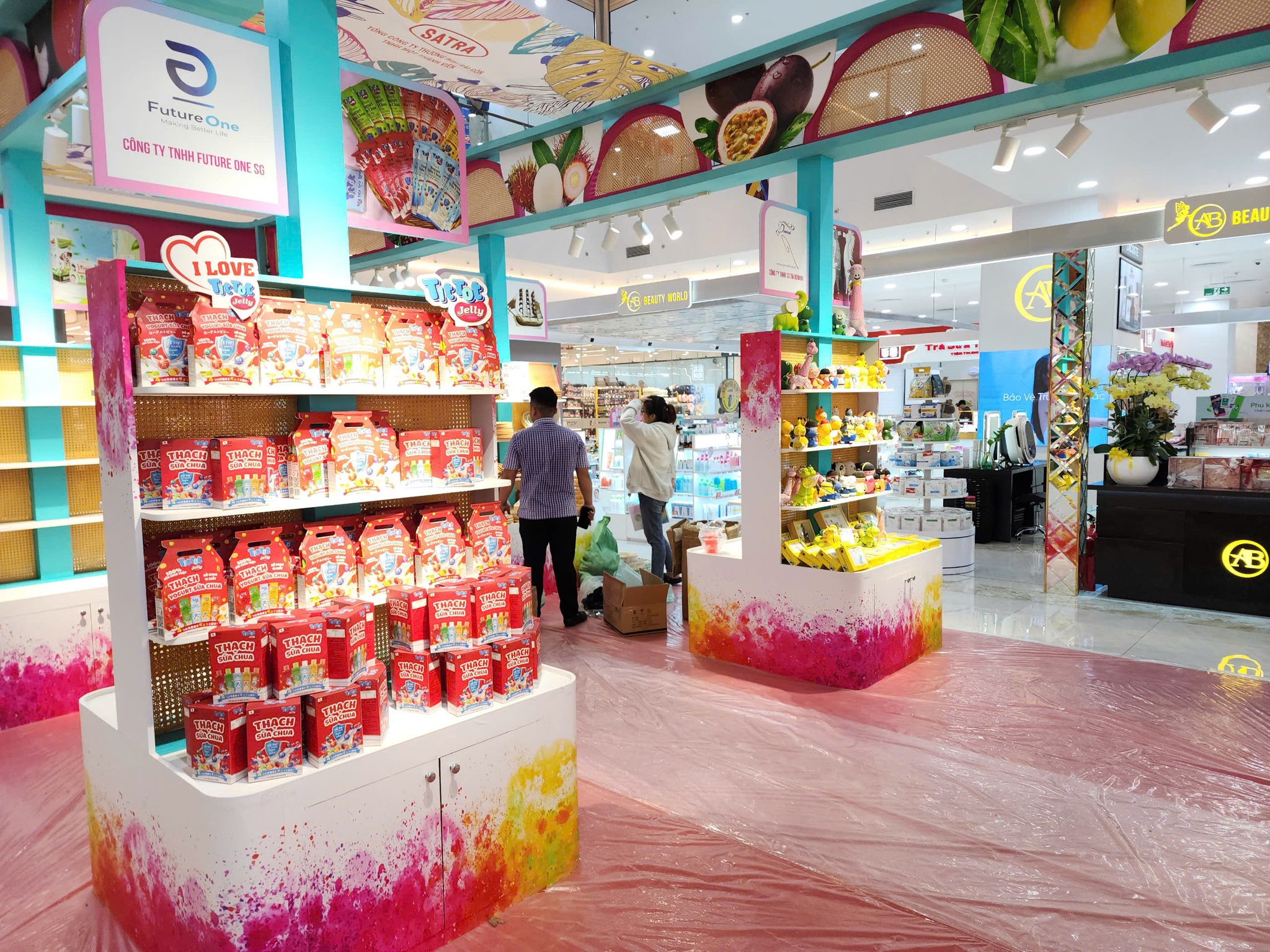 Tuần lễ kết nối giao thương v&agrave; kh&ocirc;ng gian&nbsp;giới thiệu&nbsp;sản phẩm Việt Nam tại hệ thống ph&acirc;n phối hiện đại Satra năm 2025 đ&atilde; diễn ra từ ng&agrave;y 15 &ndash; 18/5 vừa qua.