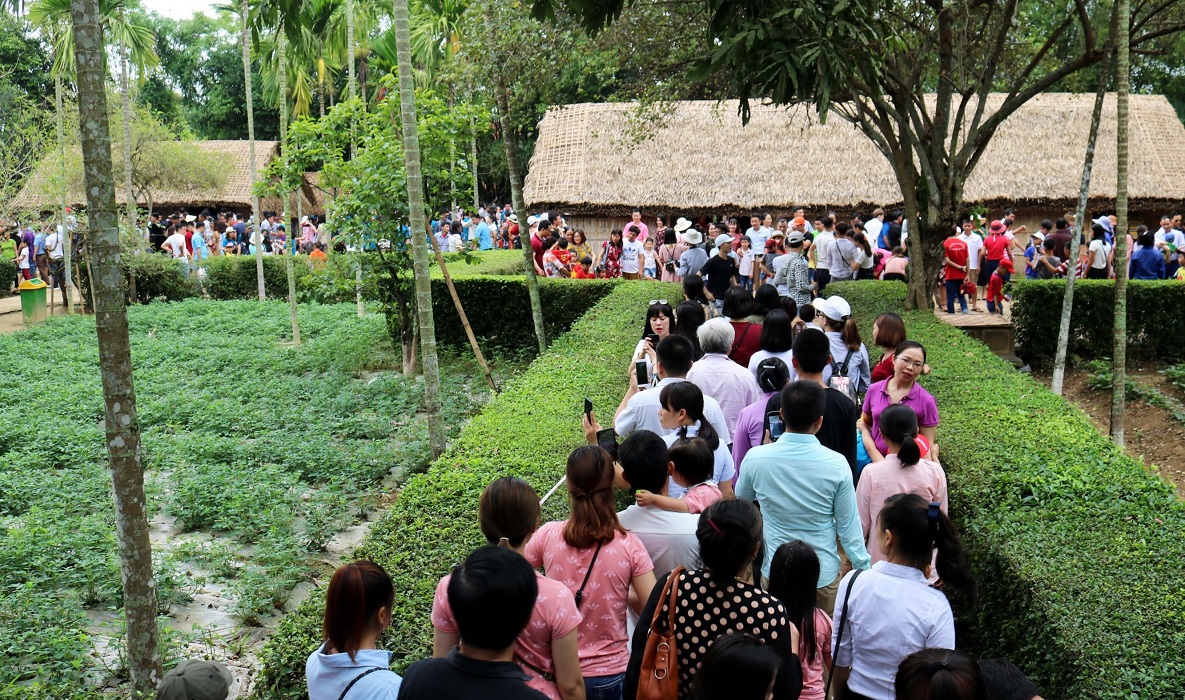 Làng Sen - quê của Chủ tịch Hồ Chí Minh từ lâu đã trở thành địa điểm thu hút du khách.