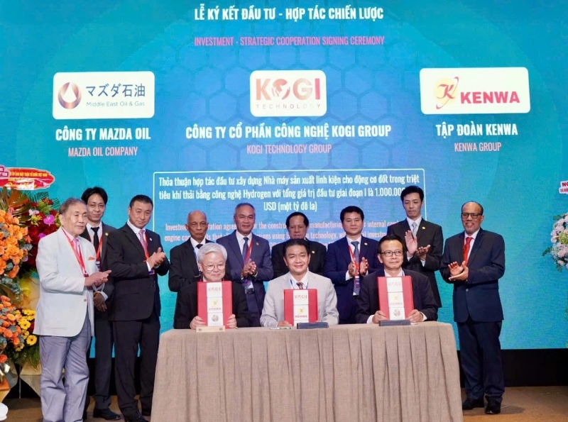 A $6 bln investment agreement for green energy, oil refinery projects signed in HCM city