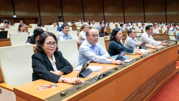 Chính thức rút ngắn nhiệm kỳ Quốc hội khoá XV, “chốt” ngày bầu cử Quốc hội khoá XVI