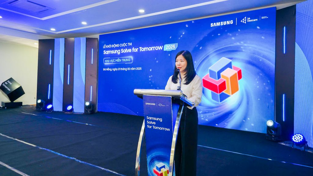 B&agrave; L&ecirc; Thị B&iacute;ch Thuận, Gi&aacute;m đốc Sở Gi&aacute;o dục v&agrave; Đ&agrave;o tạo th&agrave;nh phố Đ&agrave; Nẵng chia sẻ tại sự kiện