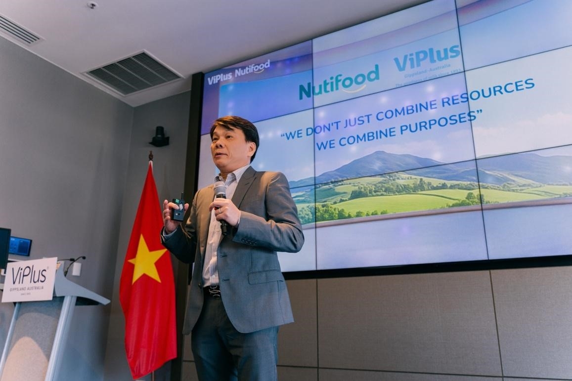Ph&oacute; Chủ tịch Hội Đồng Quản Trị Nutifood chia sẻ tầm nh&igrave;n, mục ti&ecirc;u chung của cả hai thương hiệu Nutifood - ViPlus Dairy v&agrave; kỳ vọng về hợp t&aacute;c li&ecirc;n doanh.