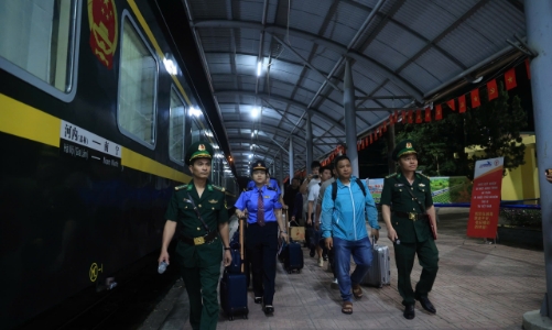 Ngành đường sắt mở rộng bán vé tàu liên vận quốc tế Việt - Trung trên toàn quốc