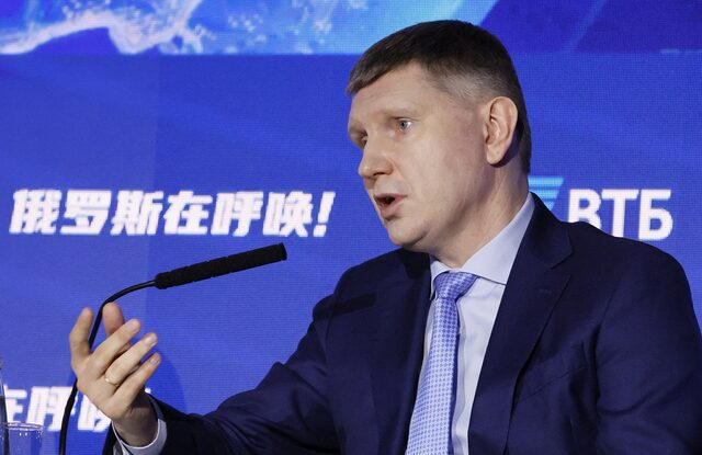 Bộ trưởng Kinh tế Nga Maxim Reshetnikov - Ảnh: Reuters