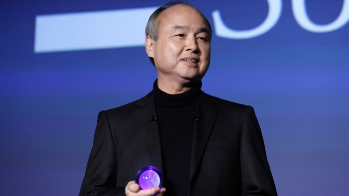 Tỷ phú Nhật Bản Masayoshi Son - Ảnh: Reuters