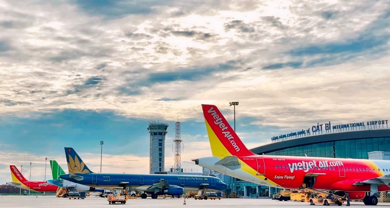 Cảng Đ&igrave;nh Vũ - s&acirc;n bay C&aacute;t Bi tạo th&agrave;nh &ldquo;trục giao thương hai mũi&rdquo; hiếm c&oacute; tại Hải An.