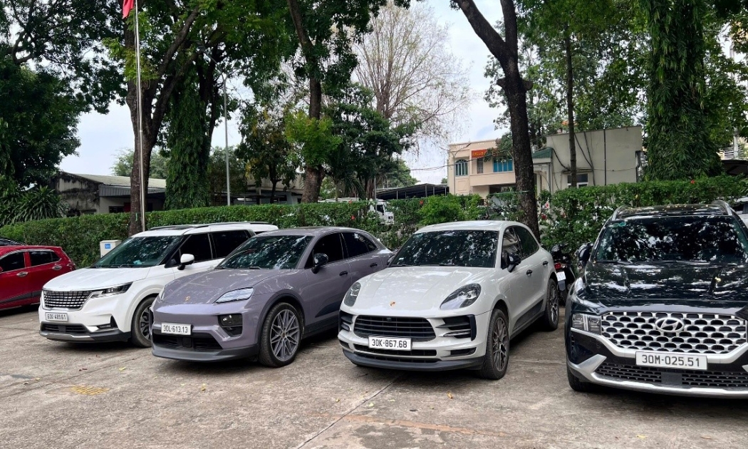 Tang vật, phương tiện hoạt động của các đối tượng bị tạm giữ trong chuyên án. Ảnh: Cổng thông tin điện tử Công an tỉnh Đồng Nai.
