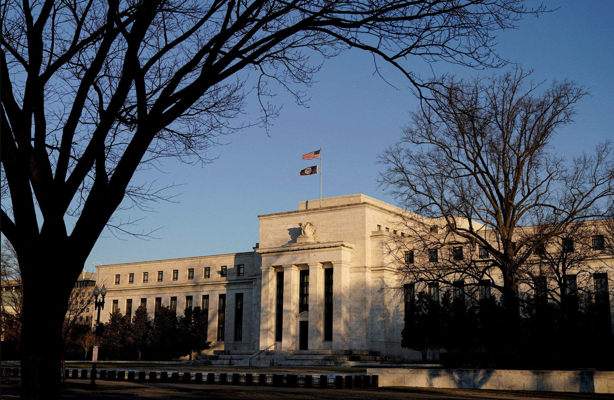 Trụ sở Fed ở Washington DC - Ảnh: Reuters.