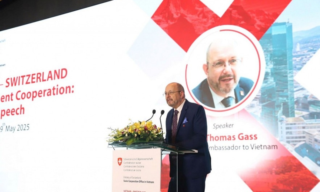 Ông Thomas Gass -  Đại sứ Thụy Sĩ tại Việt Nam: 