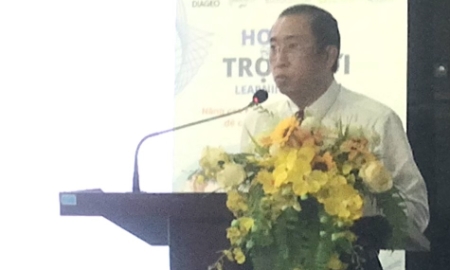 Ông Nguyễn Duy Quang, Hiệu trưởng Trường Cao đẳng Du lịch Đà Nẵng phát biểu khai mạc hội nghị. Ảnh Ngô Anh Văn