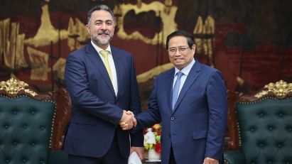 PM proposes to raise Vietnam-Oman Investment Fund to $1 bln