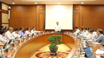 Party leader asks for greater efforts to promote innovation, digital transformation